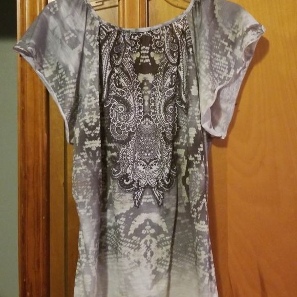 Miss Chevious top - Picture 3 of 3